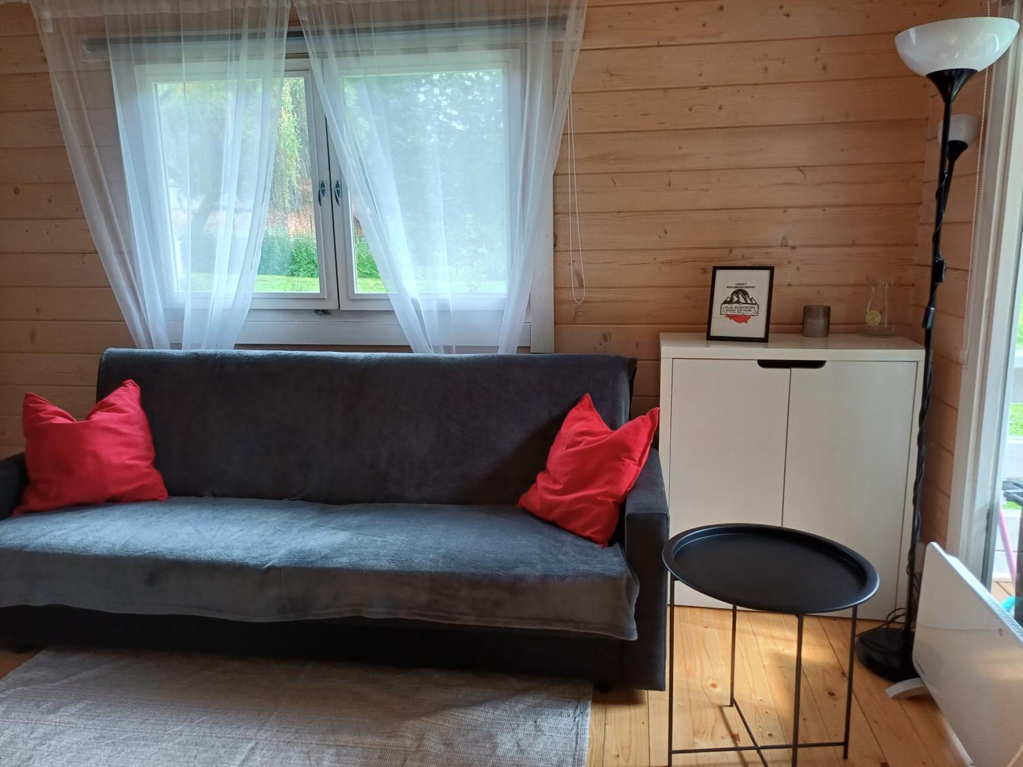 Domek Caloroczny Na Wylacznosc Niebieska Osada Nad Gorskim Potokiem Stary Waliszow Exterior photo